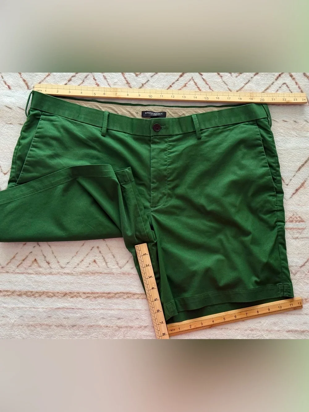 Banana Republic Green Flat-Front Chino Shorts